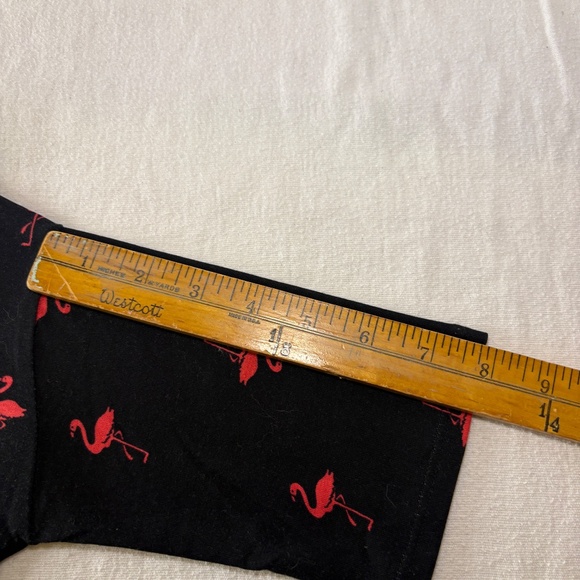 Lularoe Irma Style Tunic Black w/pink flamingos Limited Print Hi-Lo  Sz XXS - Picture 5 of 7